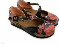 GOBY Clogs met Bloemen Ontwerp - Handgemaakt GOBY Clogs met Bloemen Ontwerp - Handgemaakt