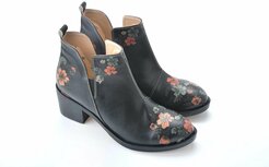 Goby Midnight Blossom Dames Enkellaarsjes - Handgemaakt Vegan Leer Goby Midnight Blossom Dames Enkellaarsjes - Handgemaakt Vegan Leer