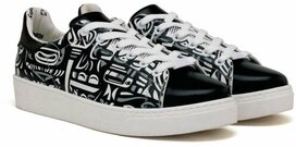 Goby – Urban Glyph Dames Sneakers – Handmade – Vegan Goby – Urban Glyph Dames Sneakers – Handmade – Vegan