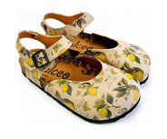 GOBY Clogs mit Zitronenprint – Handgefertigt